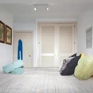 Picasso's Dream Cozy & Chic Attic Plaza Merced Málaga